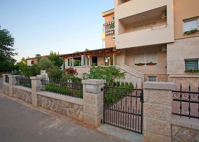 Apartman Maslina Ii *