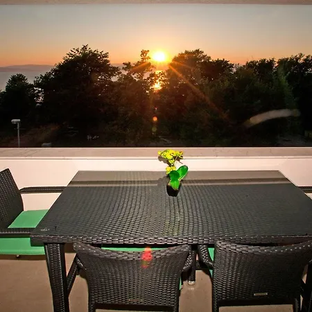 Appartement Maslina Ii Njivice
