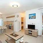 Maslina Ii Apartamento Njivice