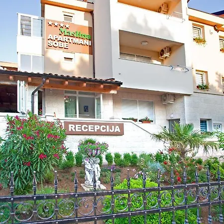 Maslina Ii Apartment Njivice