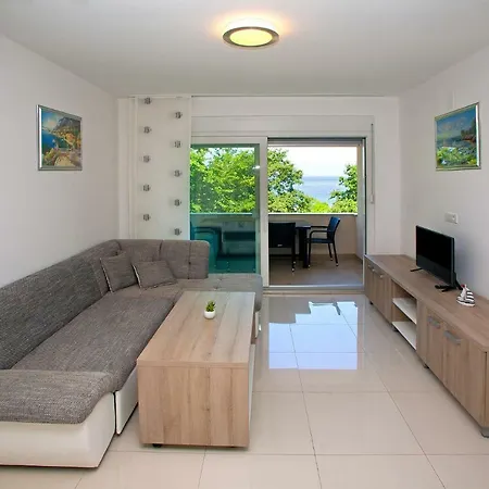 Maslina Ii Apartment Njivice