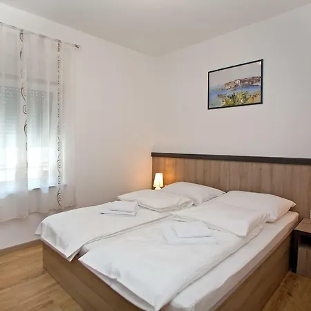Apartment Maslina Ii