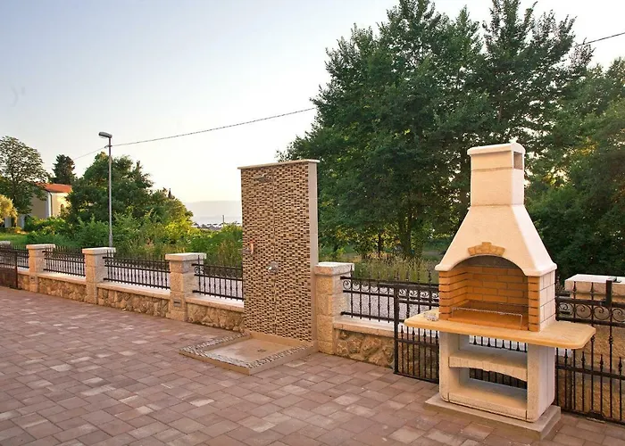 Maslina Ii * Njivice